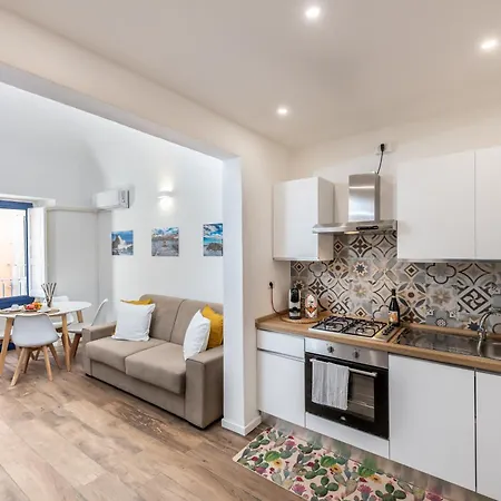 Terrazza In Centro - Casa Torres Apartment *